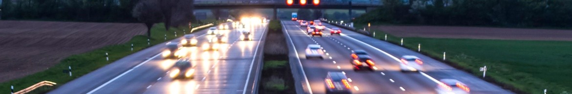 Verkehrsrecht Autobahn autos straße