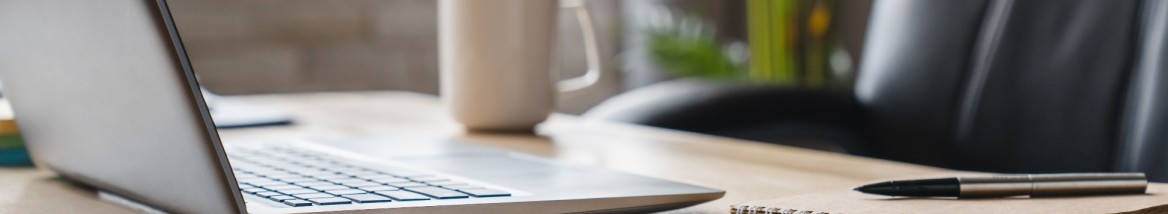 Arbeitsplatz Laptop Schreibtisch