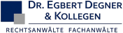 Logo mit blauen und grauen Quadraten und Text "Dr. Egbert Degner & Kollegen Rechtsanwälte Fachanwälte"