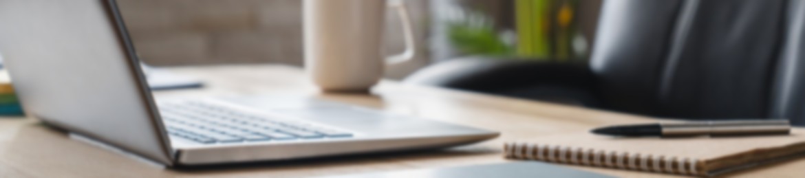 Arbeitsplatz Laptop Schreibtisch