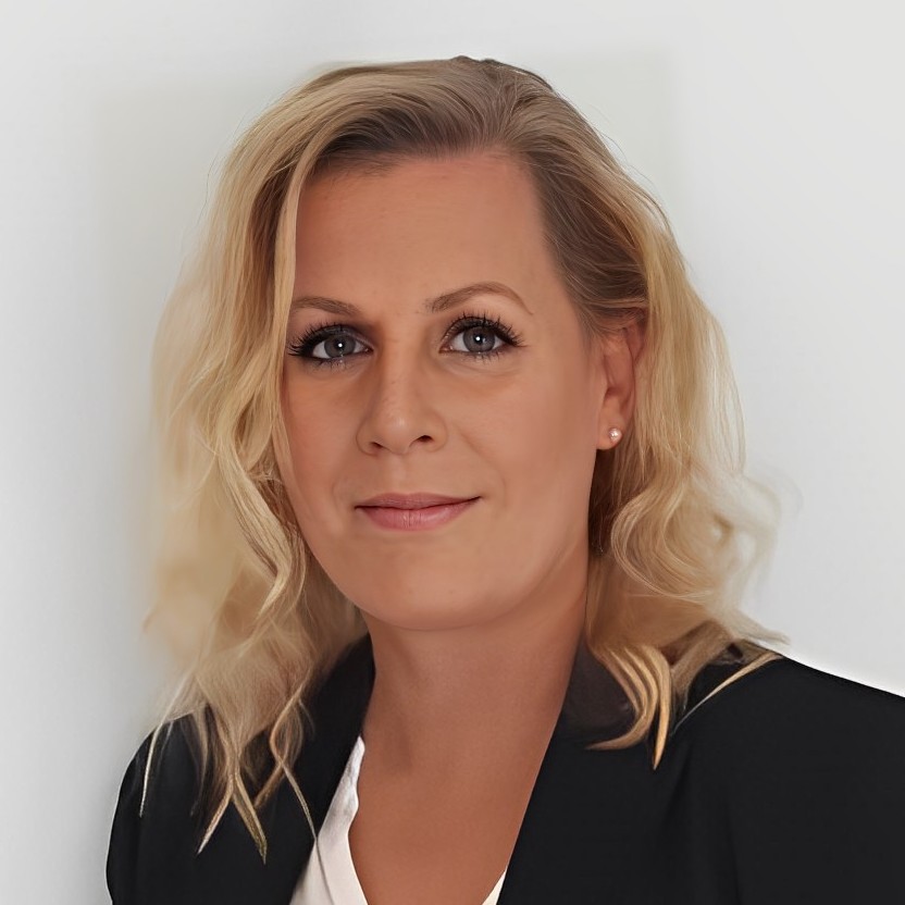 Katja-Lüer-238x300 (1)