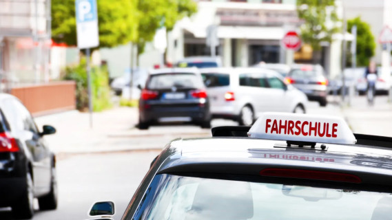 fahrschule-wechseln-2108_bsynrz