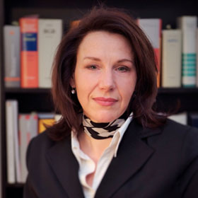 Ursula Gaßner, Rechtsanwältin
